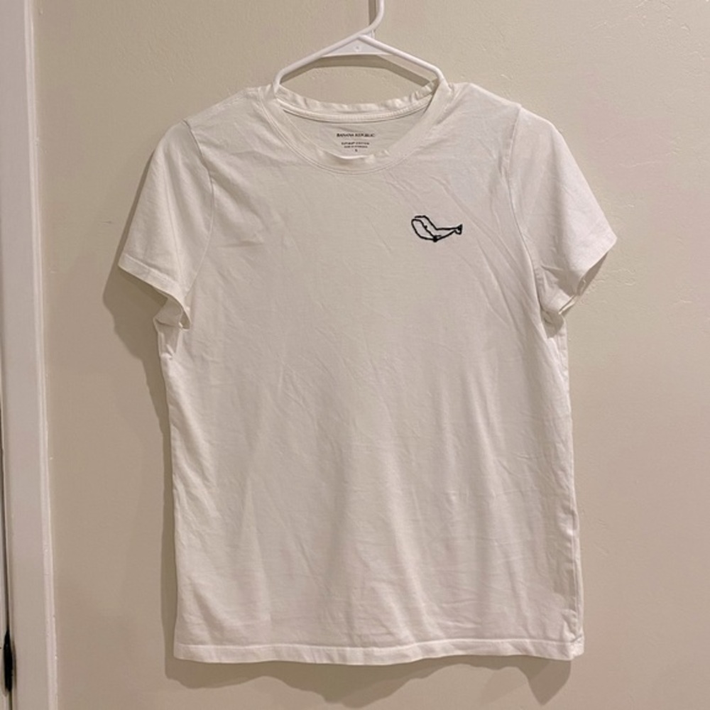 Banana Republic Supima Cotton Whale Icon Tee — Size S